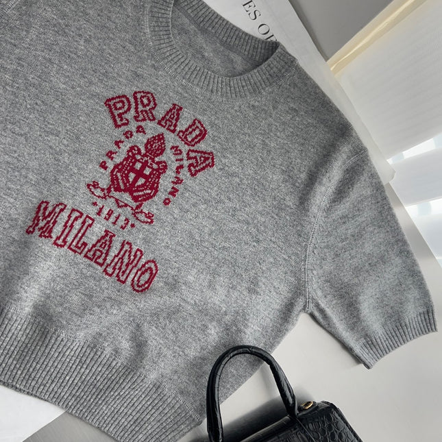 PRADA SHORT-SLEEVE KNIT TOP STYLE 79