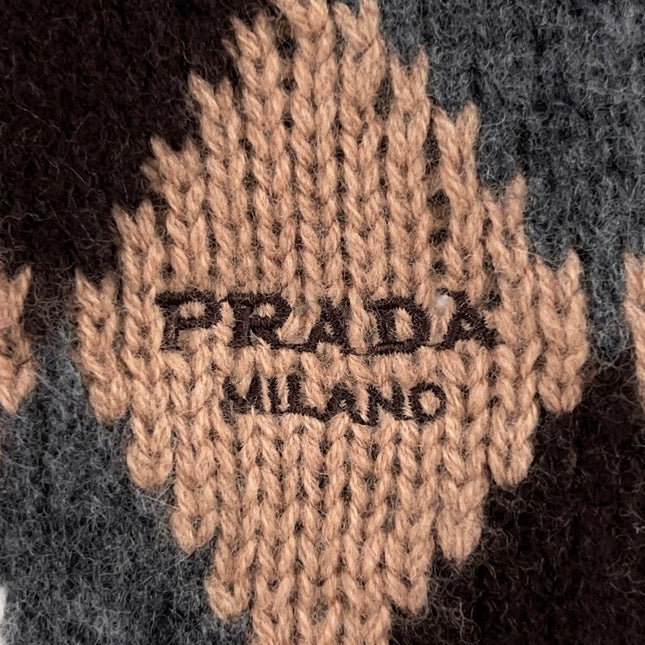 PRADA KNIT TOP STYLE 84