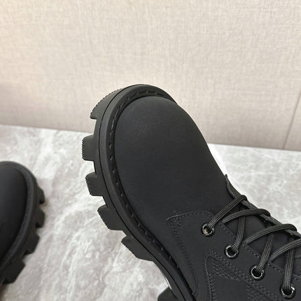 MARTIN ANKLE BOOTS IN BLACK SUEDE AND WHITE SHEARLING LINING