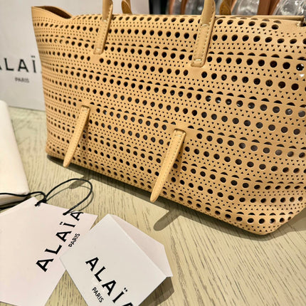 NEO MINA 32 BAG IN HARVEST GOLD VIENNE CALFSKIN