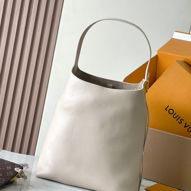 LOW KEY HOBO MM 35 IN IVORY BEIGE SMOOTH CALFSKIN
