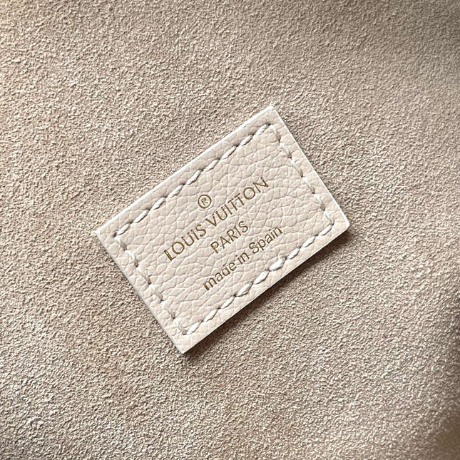 LOW KEY HOBO MM 35 IN IVORY BEIGE SMOOTH CALFSKIN