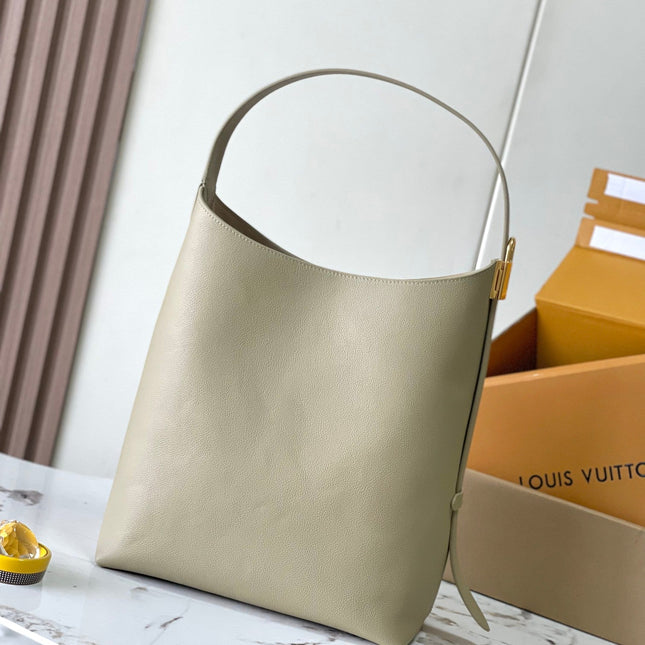 LOW KEY HOBO MM 35 IN CLAY SMOOTH CALFSKIN