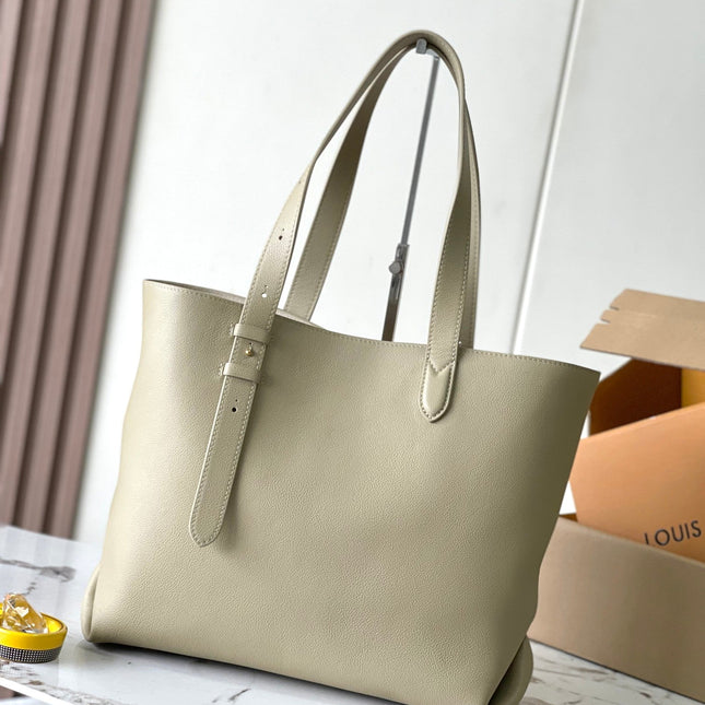 LOW KEY CABAS 47 IN BEIGE GRAINED CALFSKIN GOLD BUCKLE