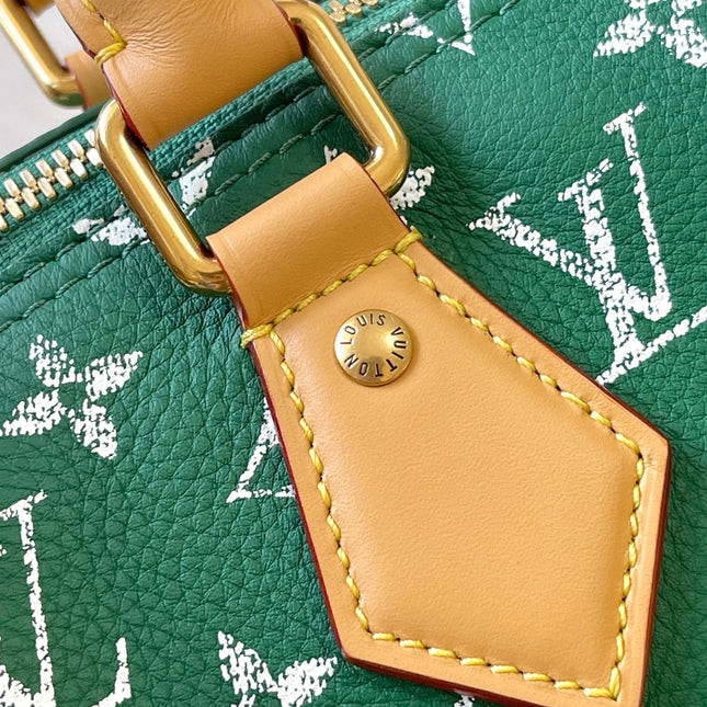 SPEEDY P9 BANDOULIÈRE 25 IN GREEN MONOGRAM CANVAS GOLD HARDWARE