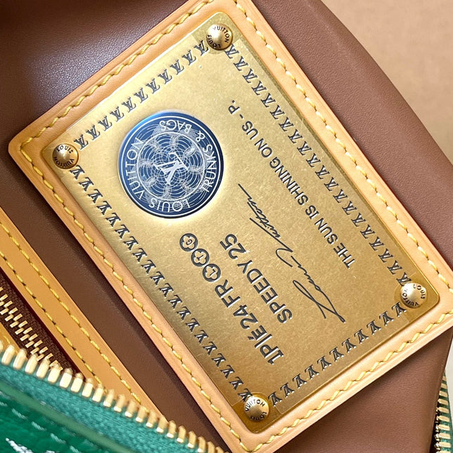 SPEEDY P9 BANDOULIÈRE 25 IN GREEN MONOGRAM CANVAS GOLD HARDWARE