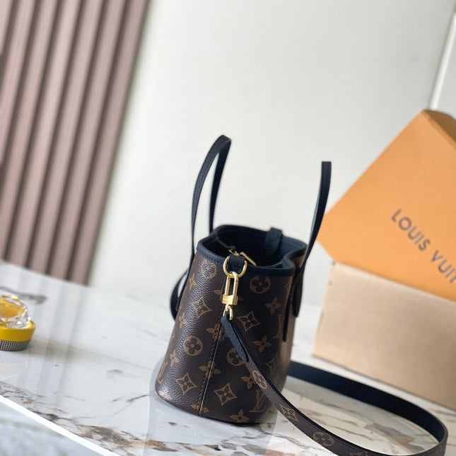 NEVERFULL BANDOULIÈRE INSIDE OUT BB 24 IN BROWN MONOGRAM CANVAS AND BLACK CALFSKIN