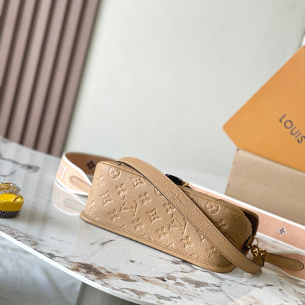 DIANE 23 IN WARM TAN BROWN EMBOSSED GRAINED CALFSKIN