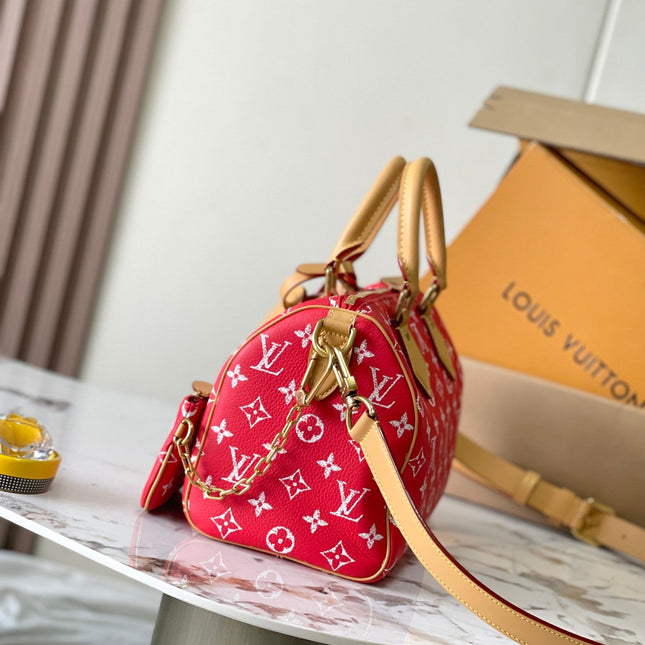 SPEEDY P9 BANDOULIÈRE 25 IN RED MONOGRAM CANVAS GOLD HARDWARE
