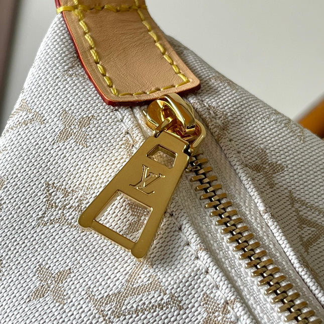 HILLS POCHETTE 20 IN WHITE MONOGRAM MINI JACQUARD
