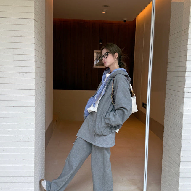 PRADA SWEATSHIRT AND SWEATPANTS SET STYLE 202