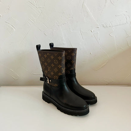 TERRITORY FLAT ANKLE BOOT IN BLACK MIX CHOCOLATE BROWN MONOGRAM CALFSKIN