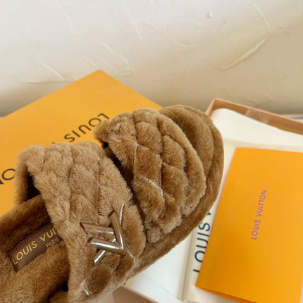 LV SUNSET PLATFORM COMFORT MULE IN CHOCOLATE BROWN SHEARLING