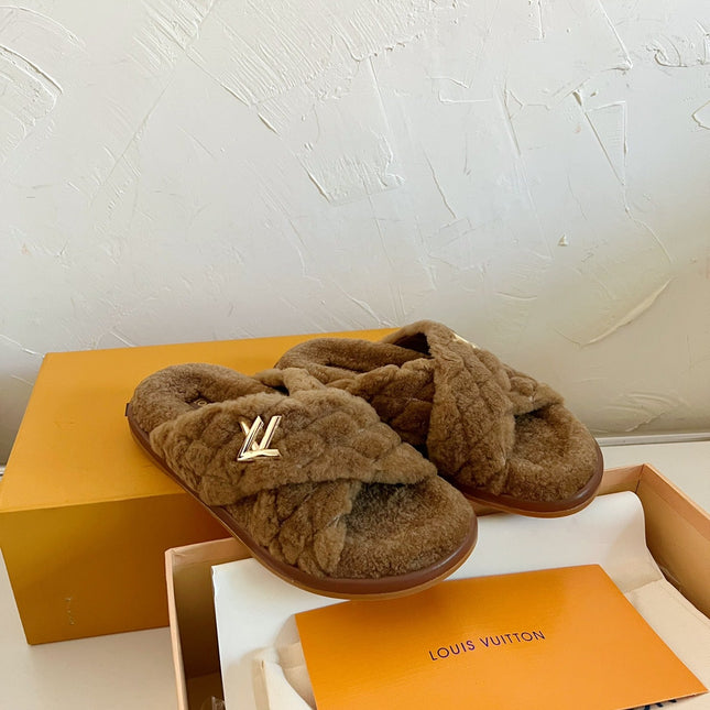 LV BLISS COMFORT MULE IN CHOCOLATE BROWN SHEARLING