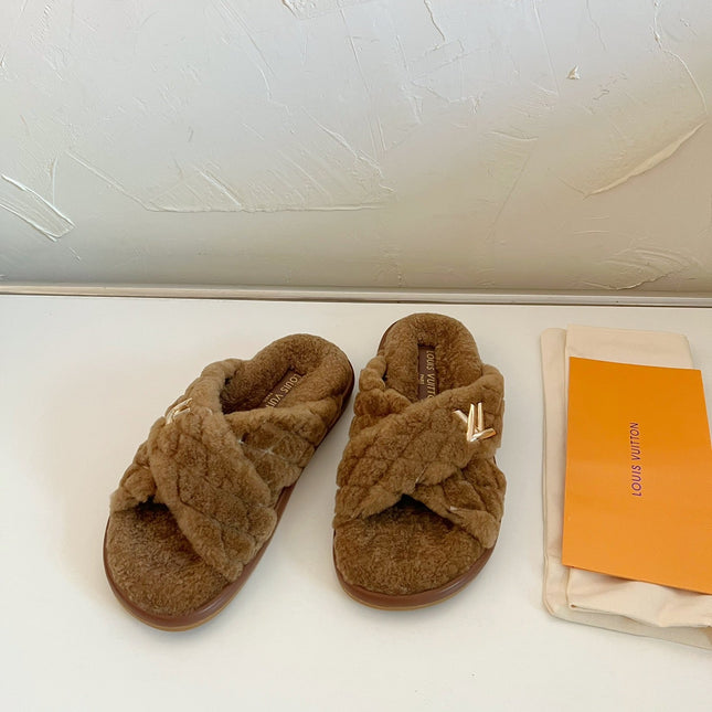 LV BLISS COMFORT MULE IN CHOCOLATE BROWN SHEARLING