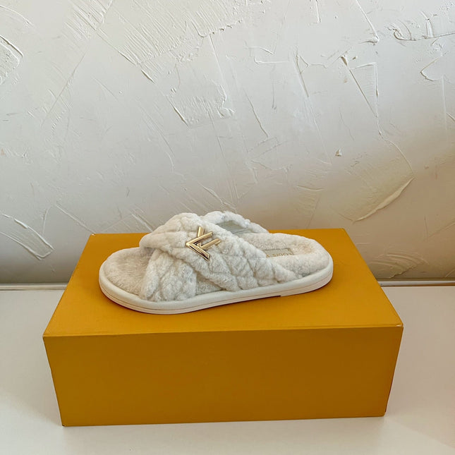 LV BLISS COMFORT MULE IN BEIGE SHEARLING