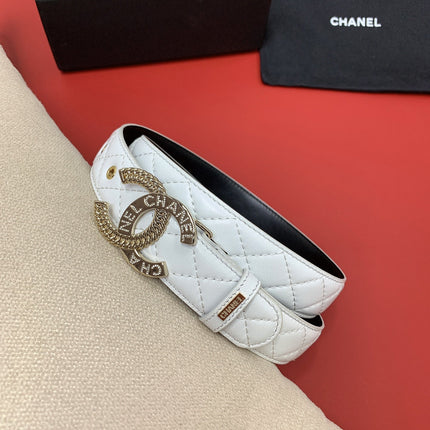 CC MEDIUM 30 MM BELT WHITE EMBROIDERED CALFSKIN GOLD HARDWARE WITH LETTER