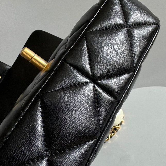 Mini Flap Bag 17cm Black Lamskin Gold Hardware
