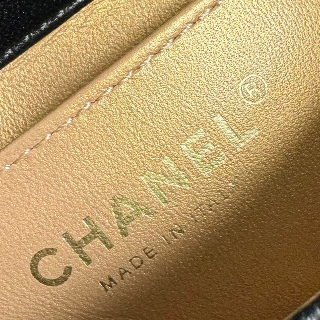 Mini Flap Bag 17cm Black Lamskin Gold Hardware