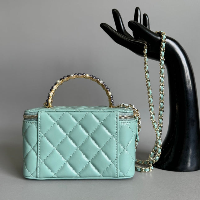 CC Vanity Case Pearl 17cm Aqua Blue Lambskin Gold hardware