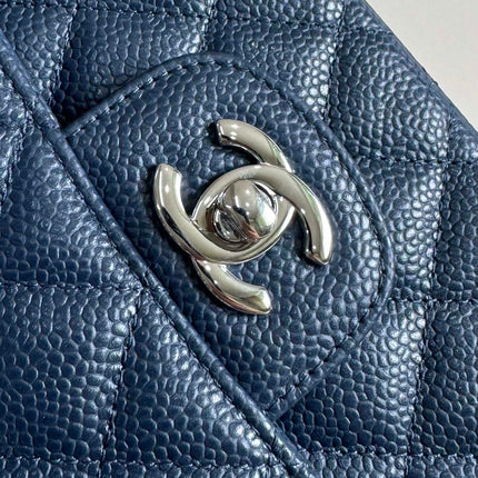CC CLASSIC FLAP BAG 25 IN NAVY BLUE GRAINED CALFSKIN SILVER HARDWARE