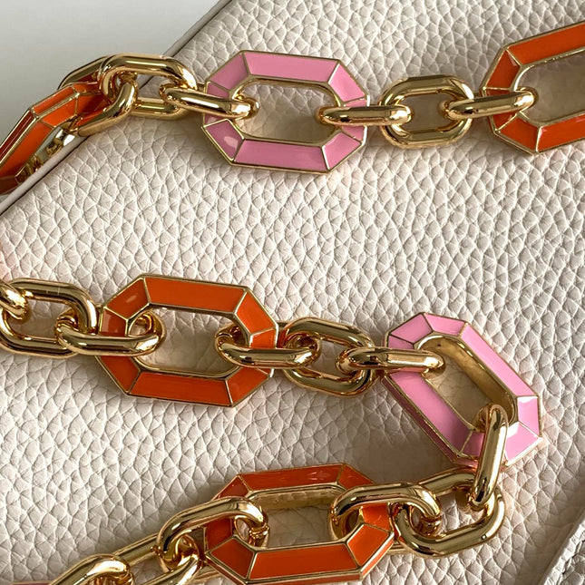 CAPUCINES BB 27 IN PEARL WHITE TAURILLON GOLD HARDWARE