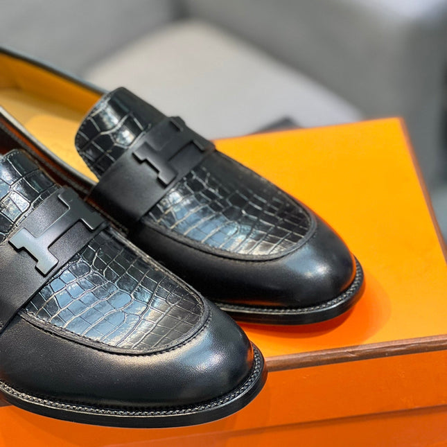 HM PARIS LOAFER BLACK CALFSKIN WITH CROCODILE MOTIF