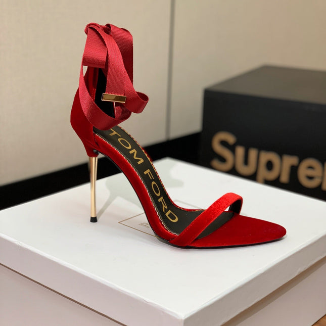 ANKLE SANDAL 10 CM IN RUBY RED VELVET AND SILK