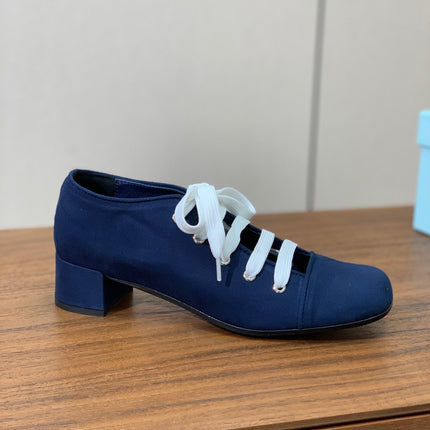 LACE-UP HIGH SHOES IN NAVY BLUE CANVAS