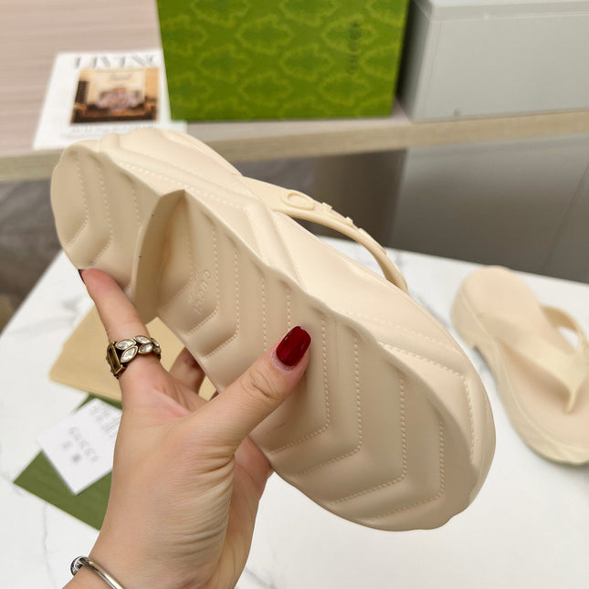 THONG PLATFORM IN BEIGE CREAM IMPORTED TPU