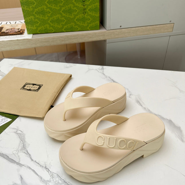 THONG PLATFORM IN BEIGE CREAM IMPORTED TPU