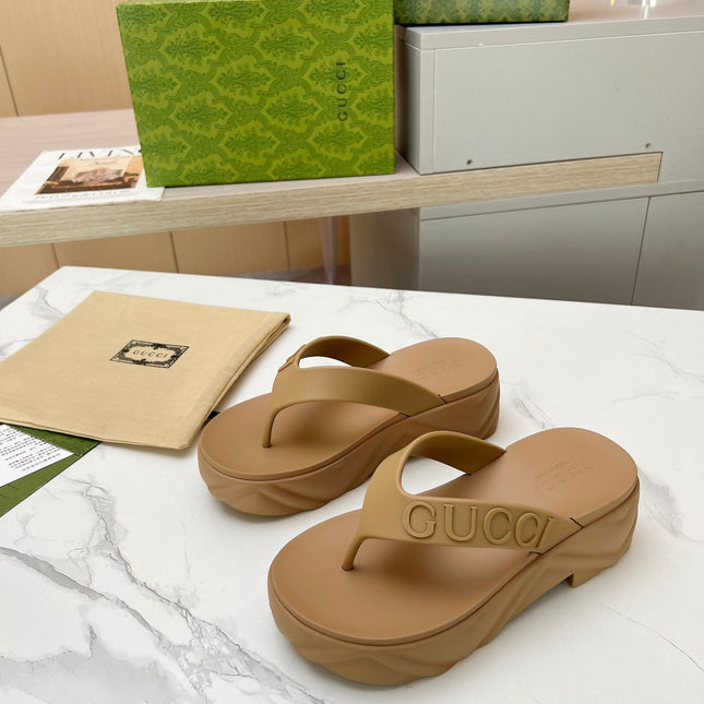 THONG PLATFORM IN CIDER BROWN IMPORTED TPU