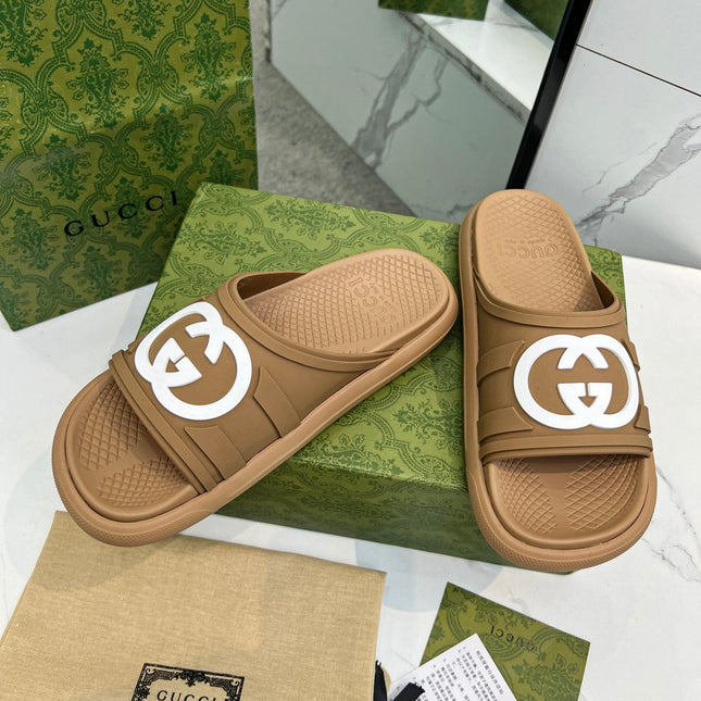 PLATFORM SLIPPERS IN PEANUT BROWN IMPORTED TPU