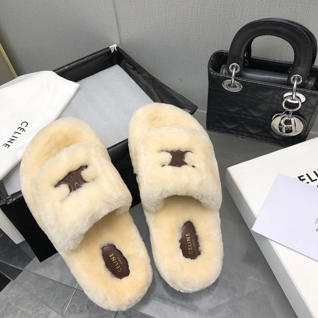 THICK-SOLED SLIPPER IN BEIGE CREAM LAMB FUR