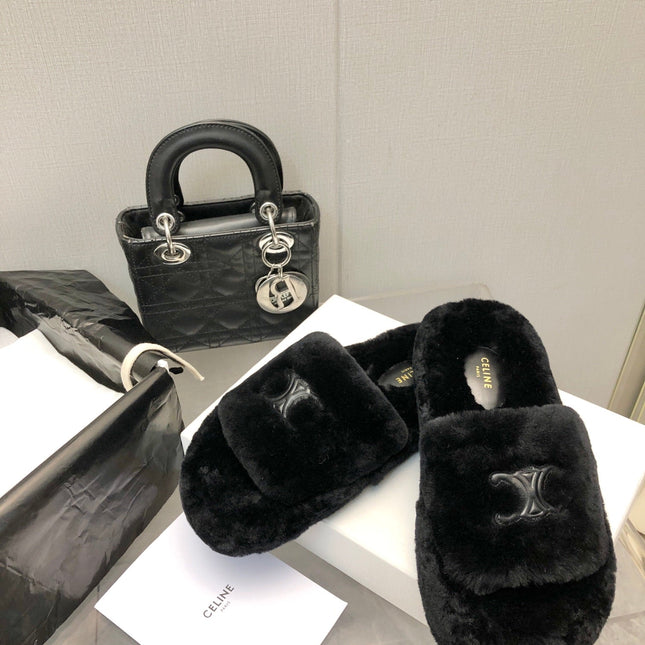 THICK-SOLED SLIPPER IN BLACK LAMB FUR