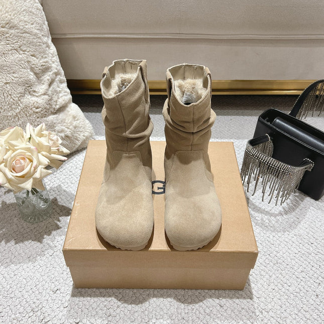 ANKLE BOOT IN TAN BROWN SUEDE