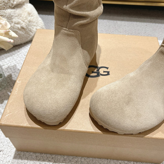 ANKLE BOOT IN TAN BROWN SUEDE