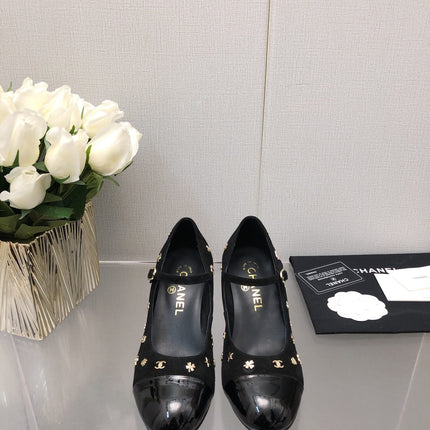 MARY JANE BLACK SUEDE AND LAMBSKIN ATTACH METAL