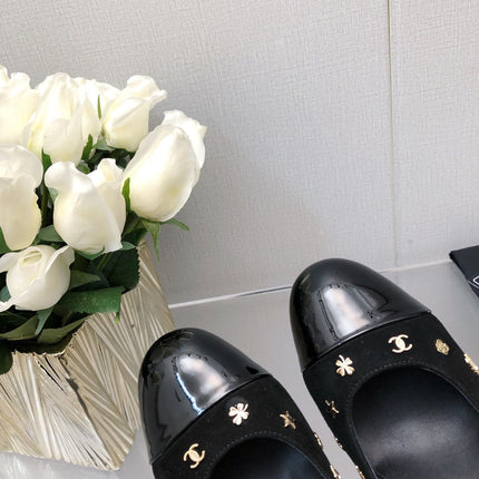 MARY JANE BLACK SUEDE AND LAMBSKIN ATTACH METAL