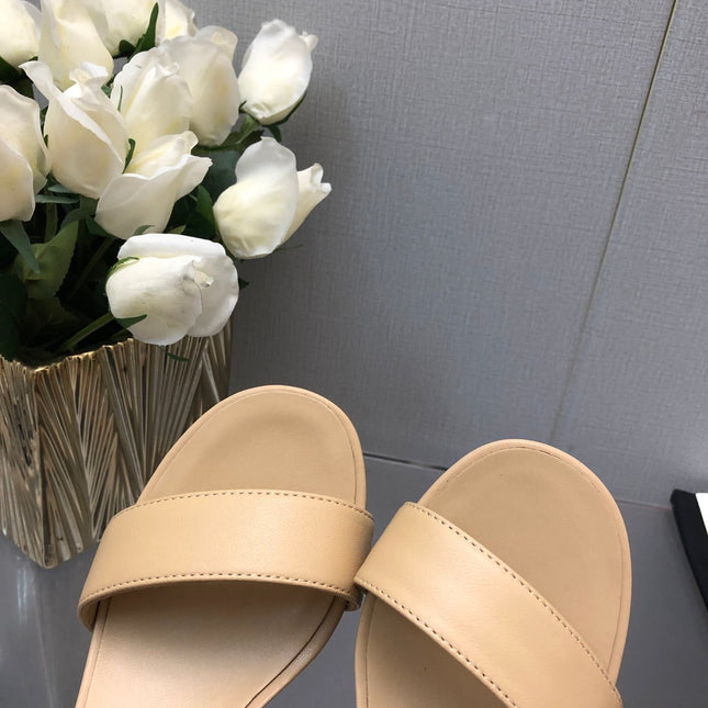BLOCK HEEL 5 CM SANDAL IN SAND BROWN LAMBSKIN