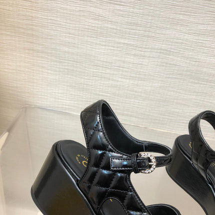 WEDGE SANDALS IN BLACK CALFSKIN