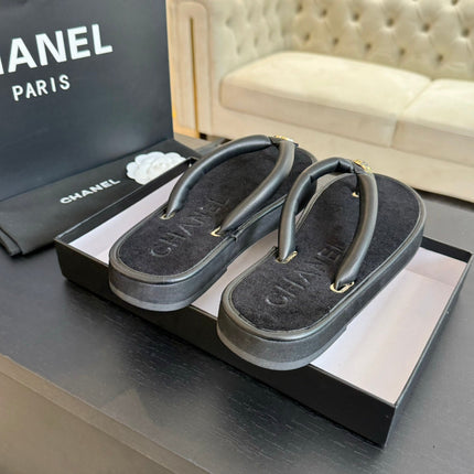 Thick-soled Flip-Flops Lambskin Black