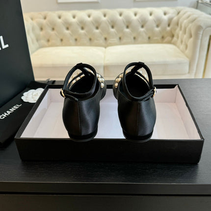 MARY JANES SHOES BLACK GOATSKIN WITH FAUX PEARL