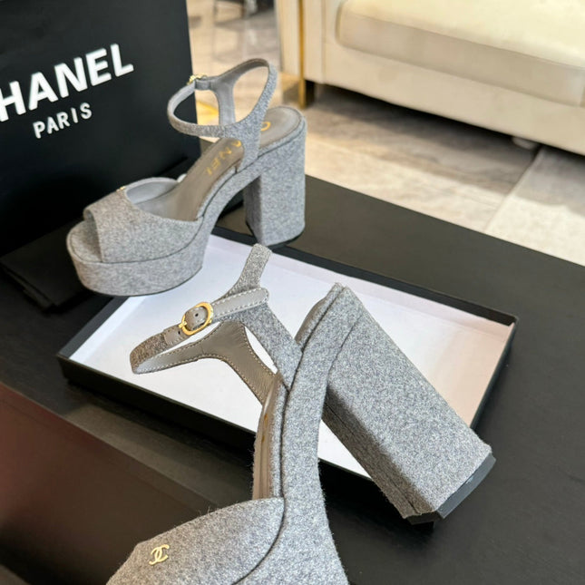 HIGH HEEL PLATFORM SANDALS IN DOVE GRAY SUEDE
