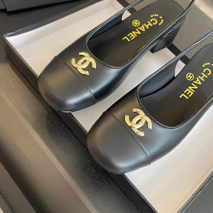 CC SLINGBACKS IN BLACK CALFSKIN