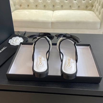 BIG BOW FLAT MULE SANDALS IN WHITE SILK WITH GLITTER SEQUINS