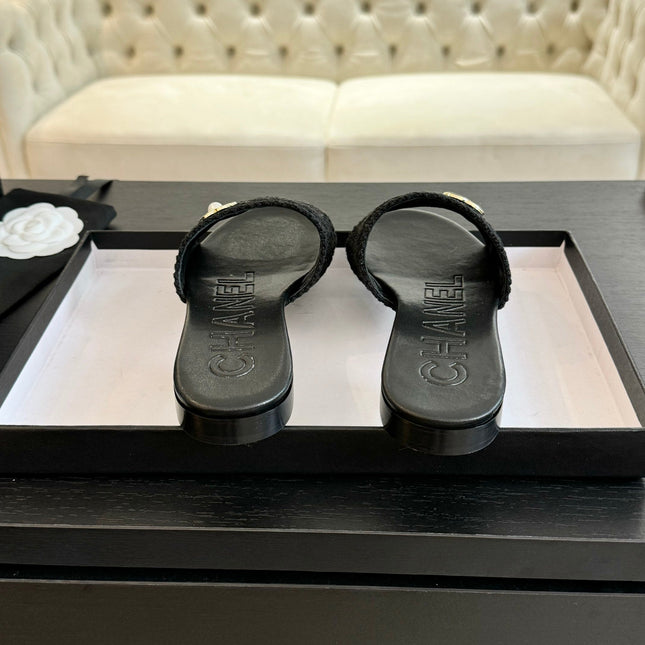 CC BLACK WOVEN FLAT SLIPPERS