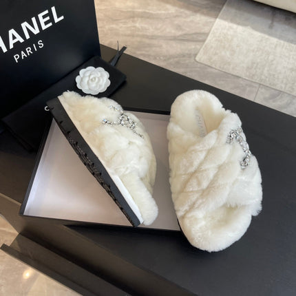 WHITE FUR CROSS STRAP SLIPPERS