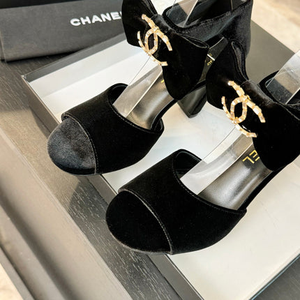 HIGH SANDAL OPEN TOE IN BLACK VELVET