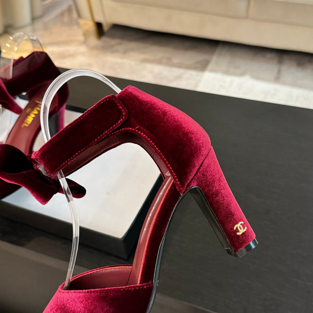 HIGH SANDAL OPEN TOE IN MAROON RED VELVET